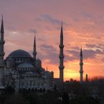 Perbedaan Tradisi Maulid Nabi di Berbagai Negara Muslim